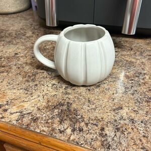 Hyde and EEK! Boutique Halloween Stoneware White Pumpkin Minimalist Mug